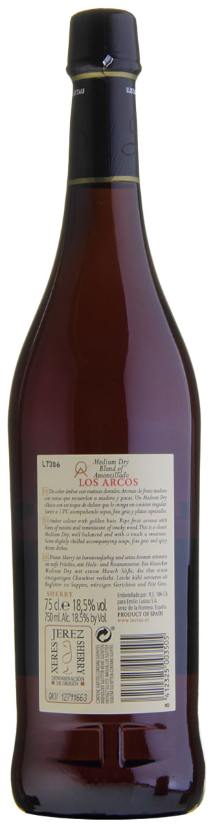 LUSTAU Medium Dry Amontillado "Los Arcos" Solera Familiar Sherry